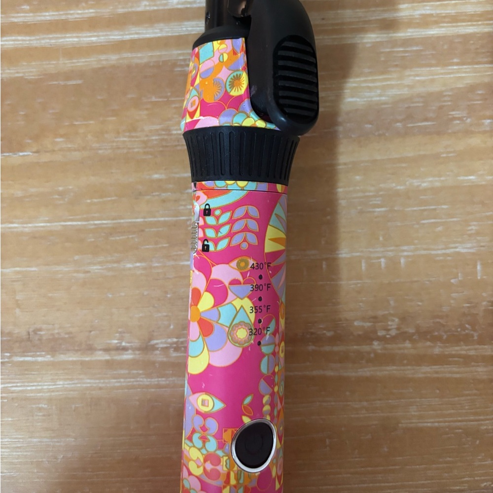 Amika Autopilot 3 in 1 rotating curling iron - Picture 4 of 4